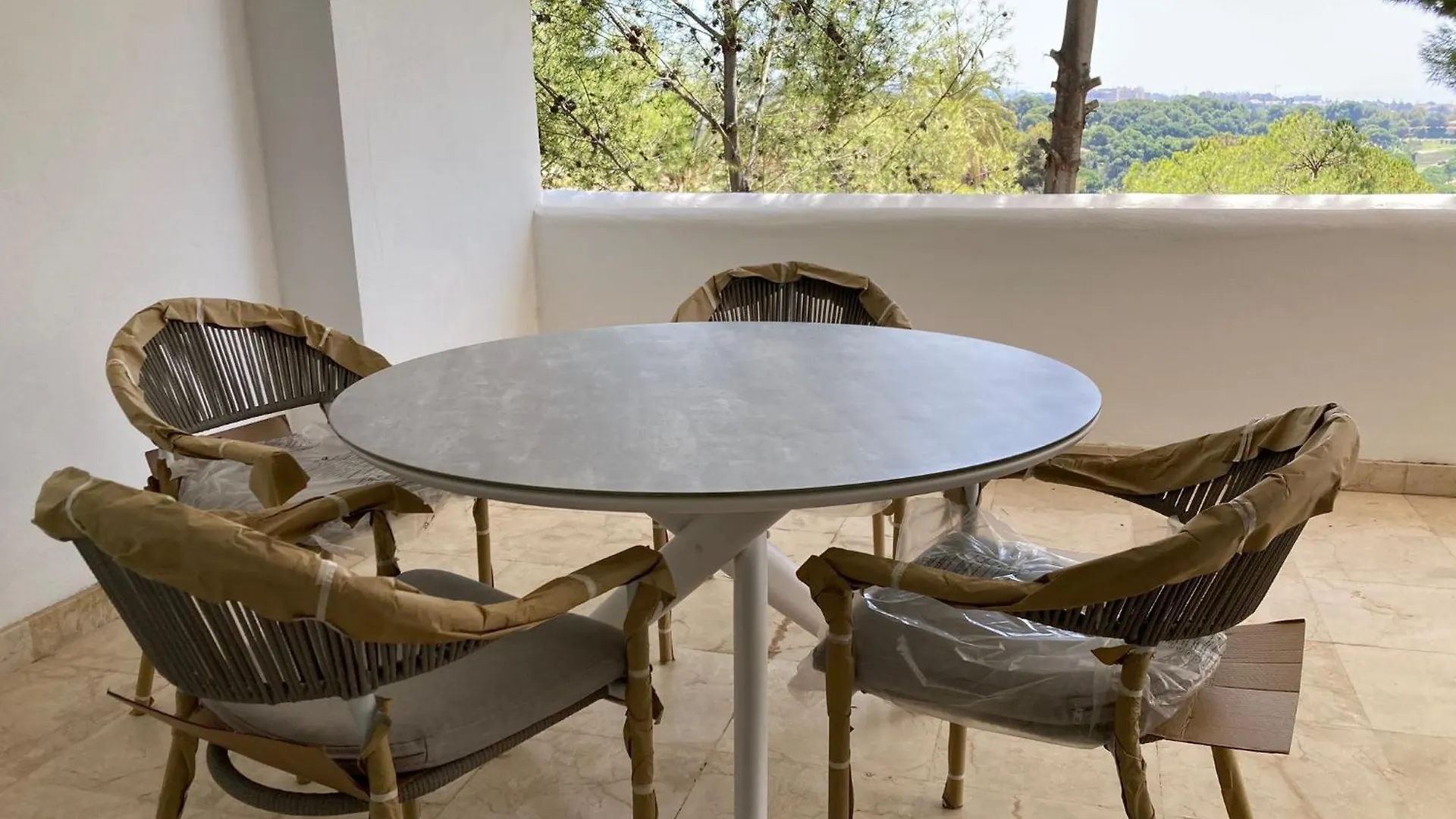 Suite F Up, Rio Real, Marbella 0*,