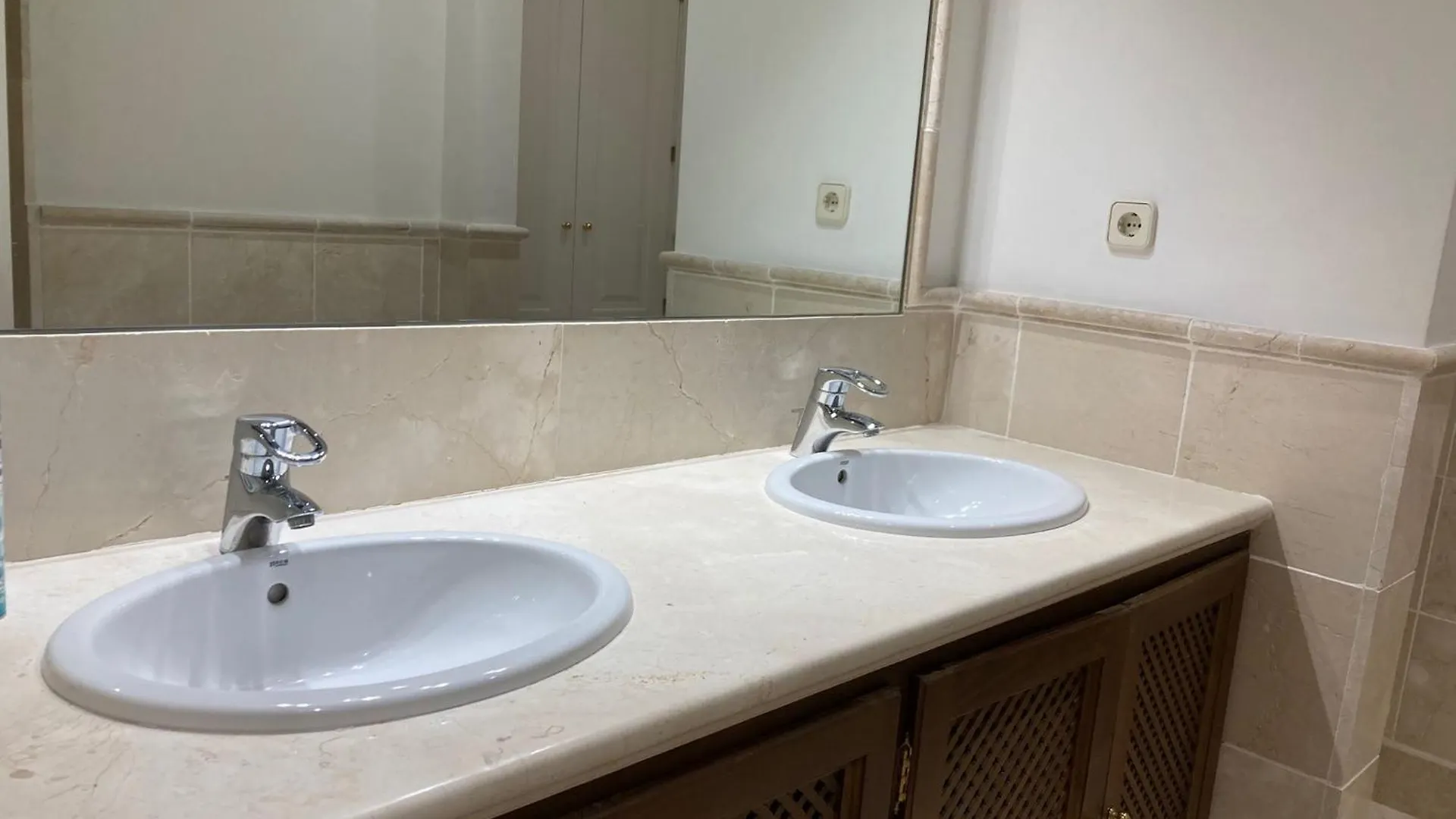 Lejlighed Suite F Up, Rio Real, Marbella