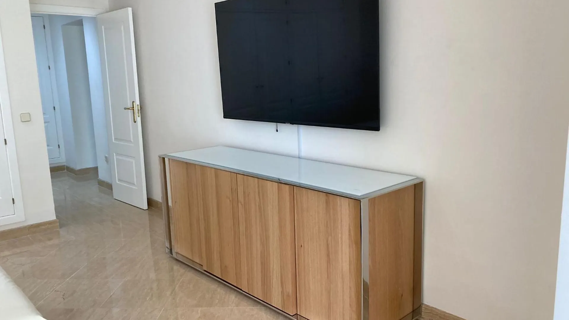 Suite F Up, Rio Real, Marbella