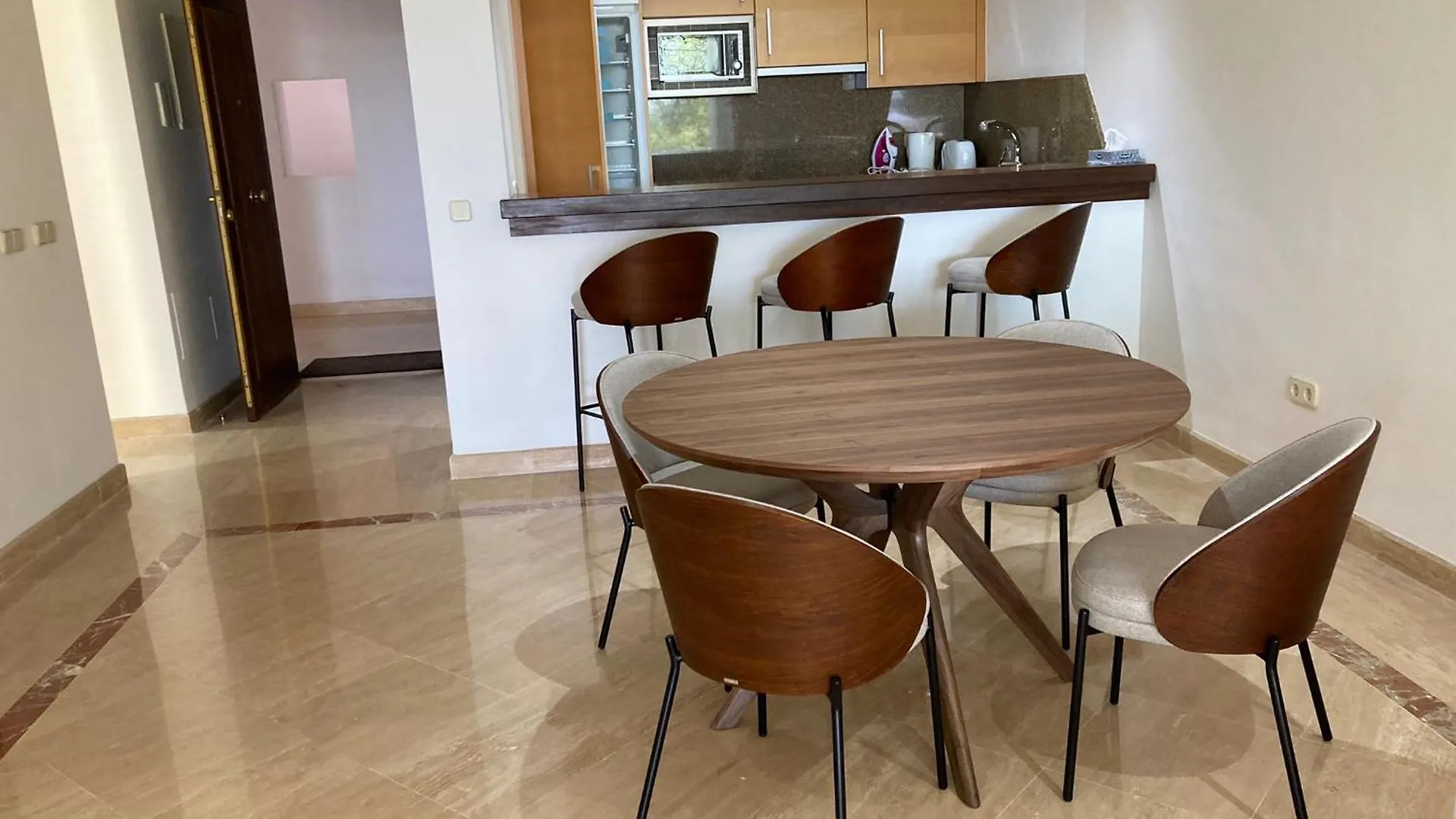 Suite F Up, Rio Real, Marbella 0*,  Spanien