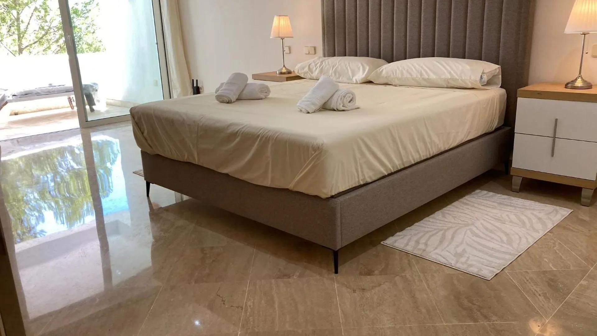Suite F Up, Rio Real, Marbella